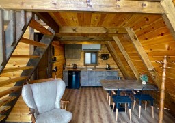 Mavera Bungalov Oval Havuzlu ve Jakuzili