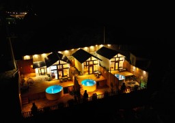 Three White Sapanca 2-1